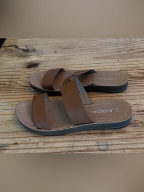 Soda Women’s Tan/Brown Double-Strap Slide Sandals